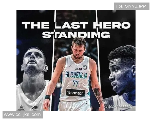 小里称字母哥与约基奇同级别能带大学女队在东部争雄